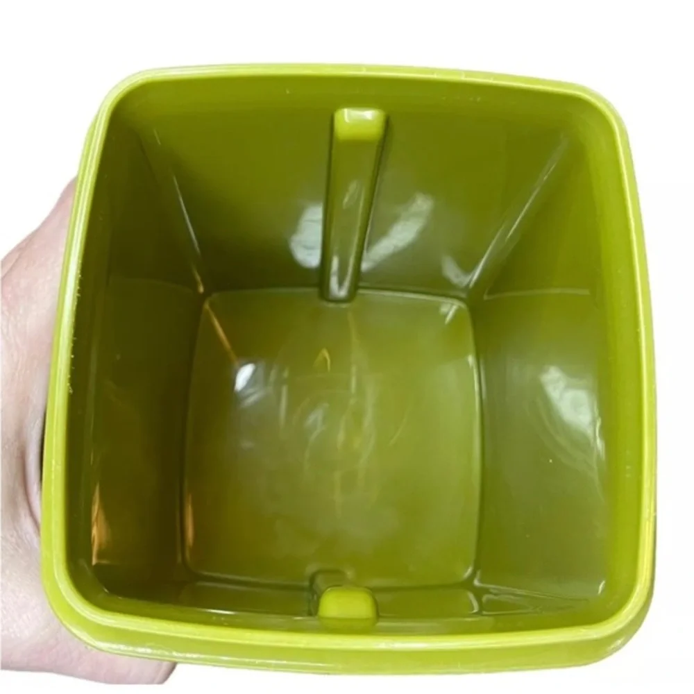 Vintage Tupperware 1330-3 Avocado‎ Green Pickle Olive Keeper Container Canister